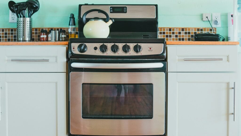 White and black gas range oven